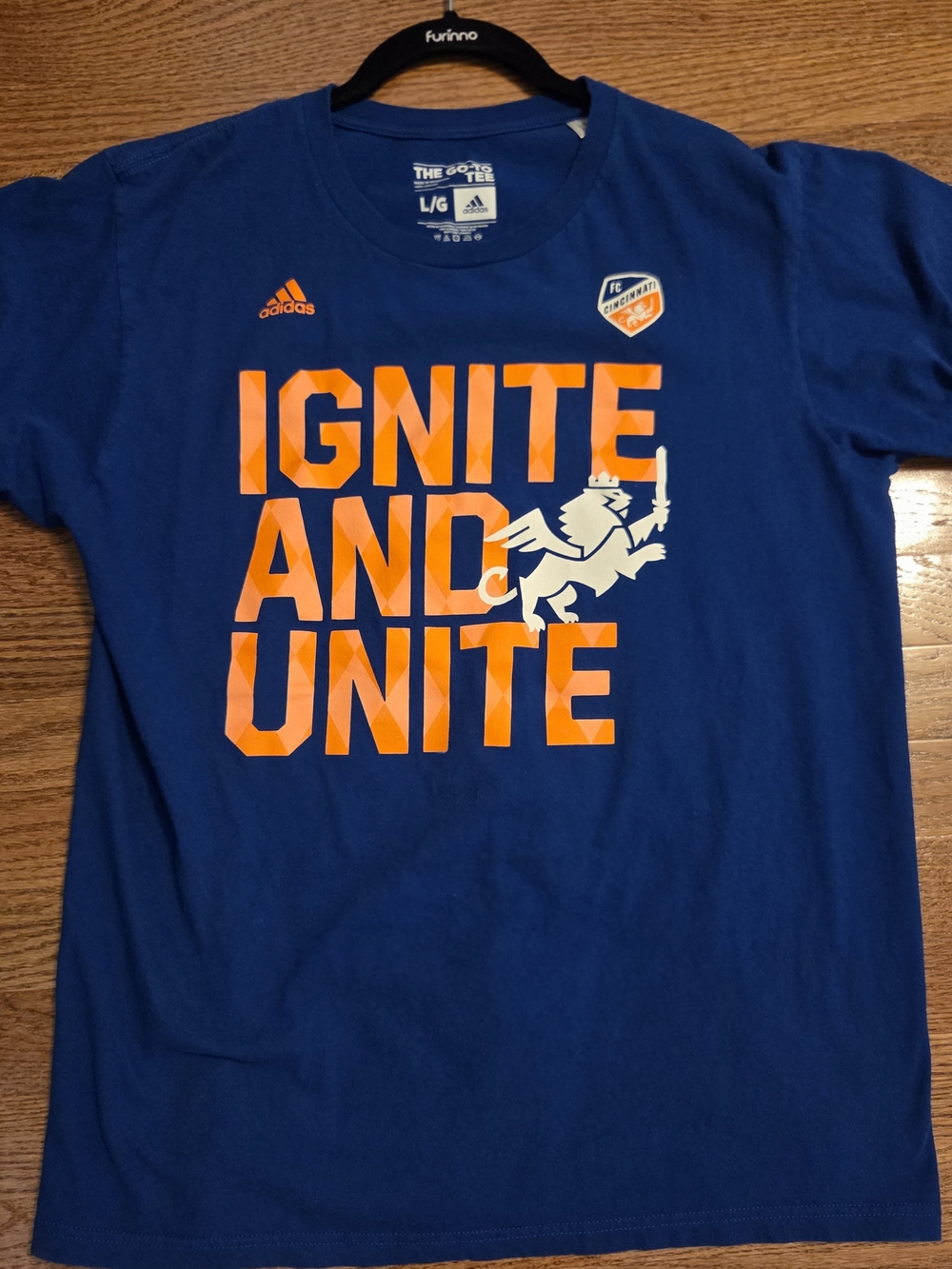 Like New Adidas Mens 'Ignite and Unite', FC Cincinnati, Large